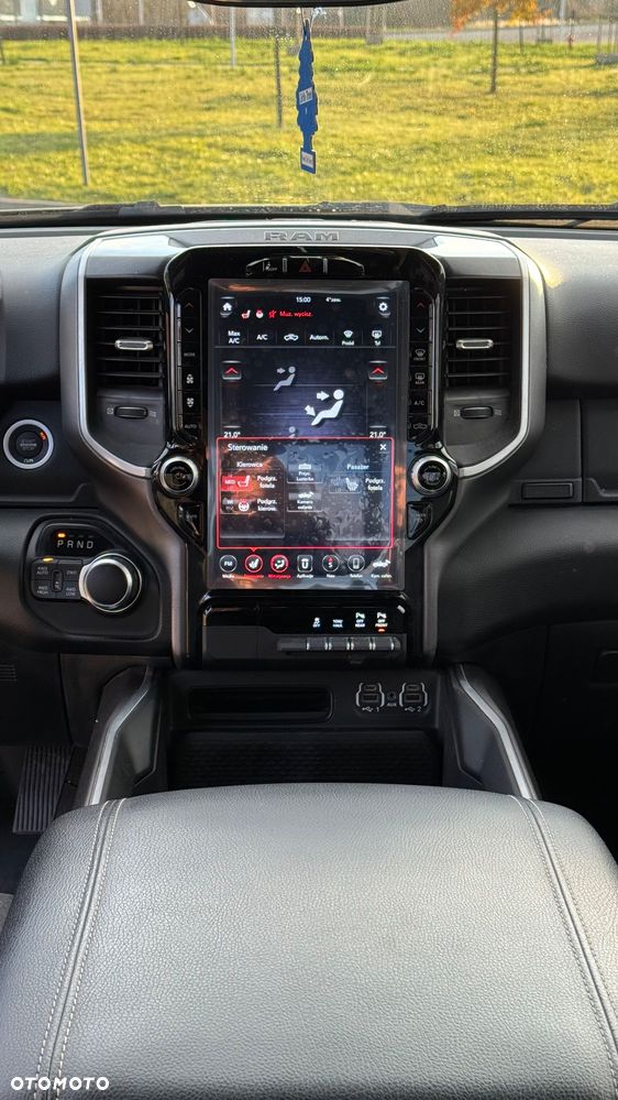 RAM 1500 5.7 Crew Cab Bighorn - 12