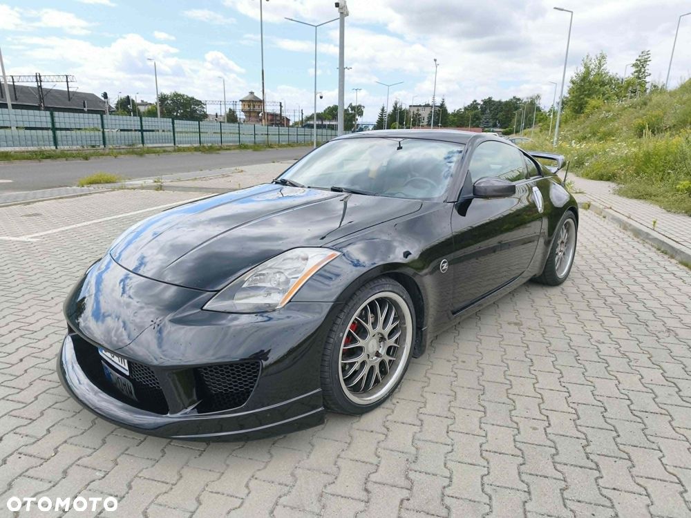Nissan 350 Z - 1
