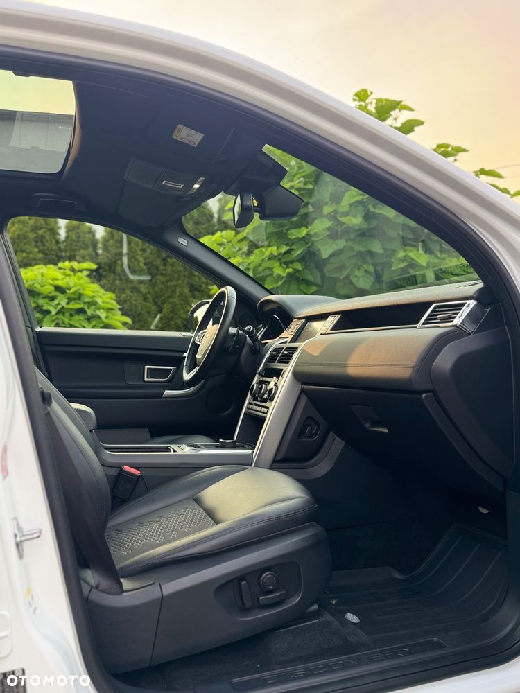 Land Rover Discovery Sport 2.0 TD4 HSE - 16