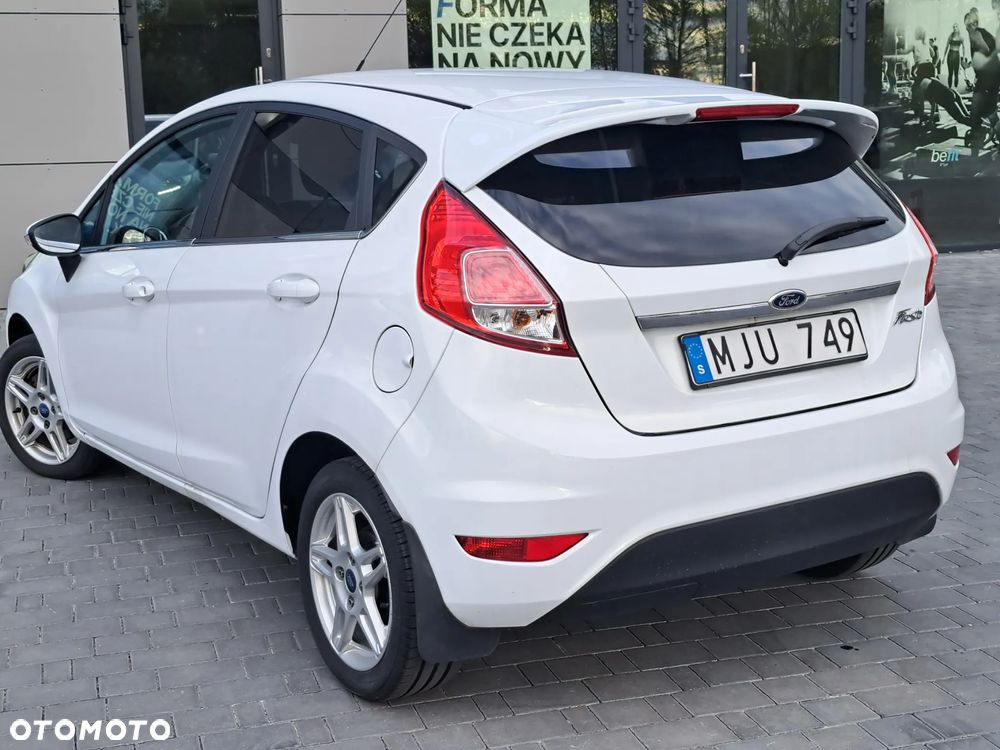 Ford Fiesta - 8