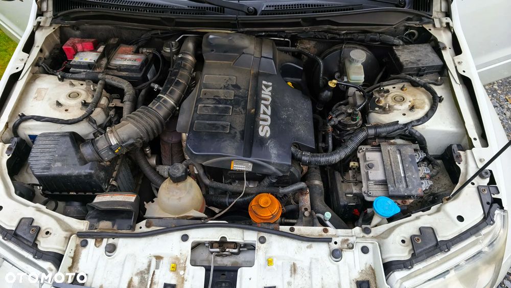 Suzuki Grand Vitara 1.9 DDiS - 26