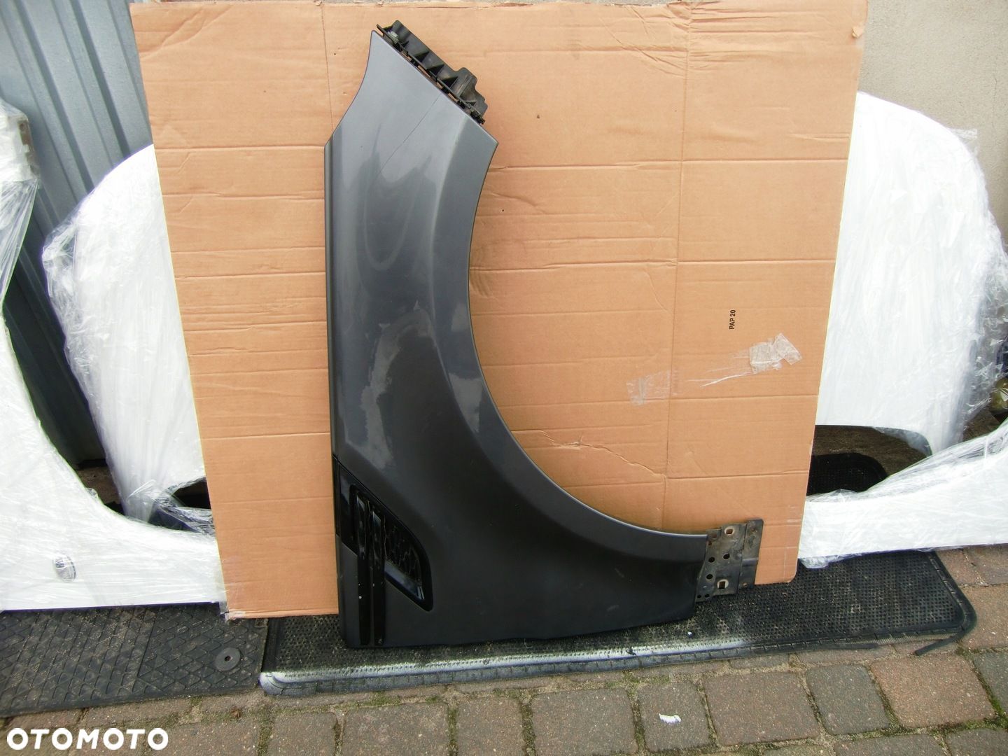 BŁOTNIK PRAWY RANGE ROVER SPORT 13-17 R ŁADNY - 1