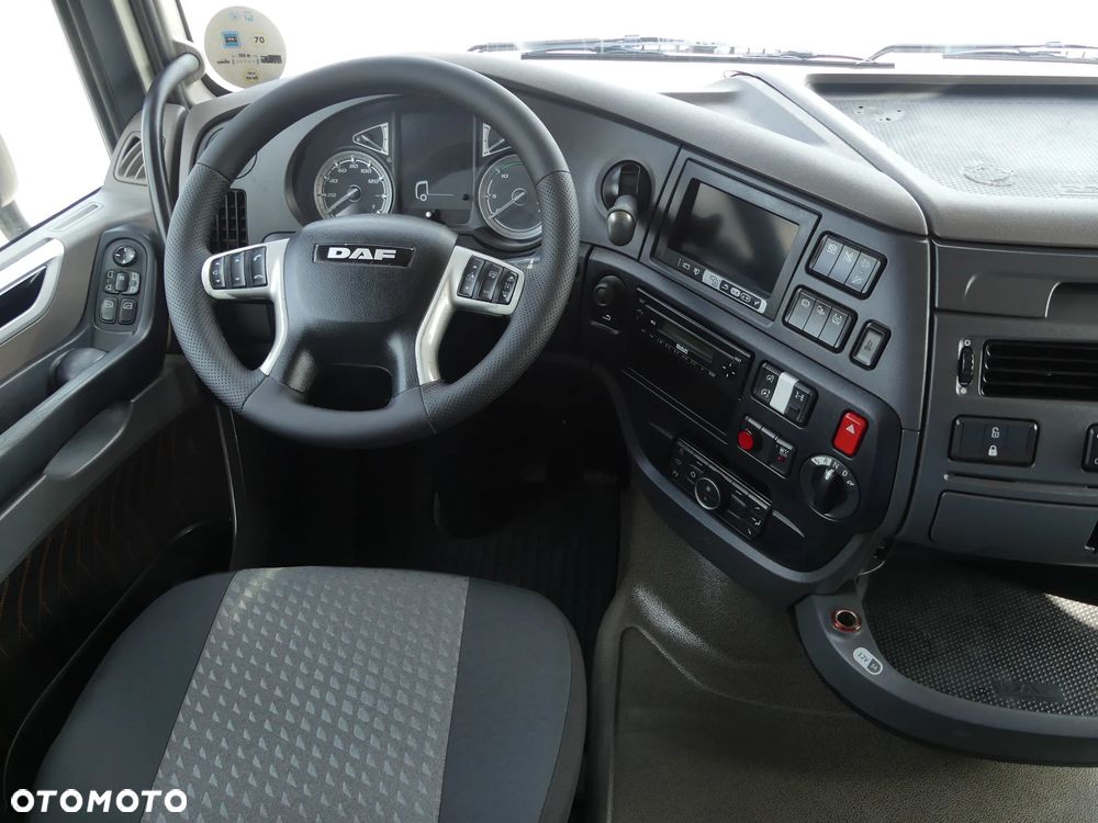 DAF XF 106.480 / KLIMATYZACJA POSTOJOWA / EURO 6 / STANDARD / - 29