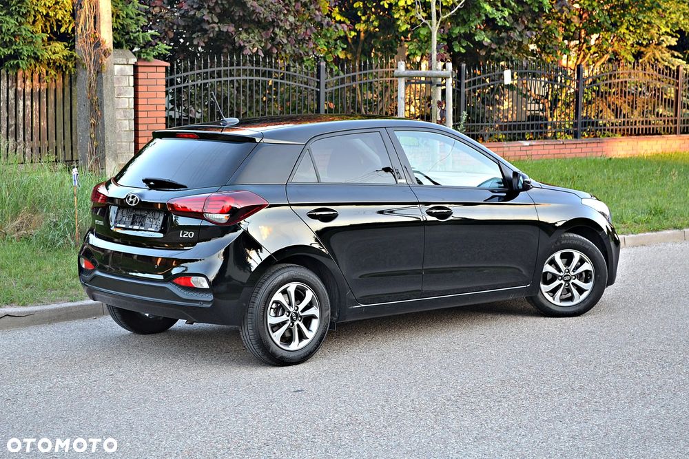 Hyundai i20 1.2 GO - 16
