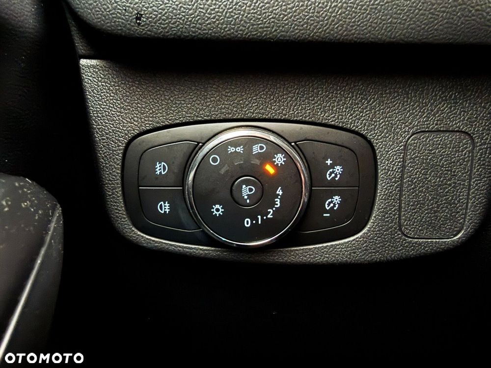 Ford Focus 1.0 EcoBoost Titanium X - 15