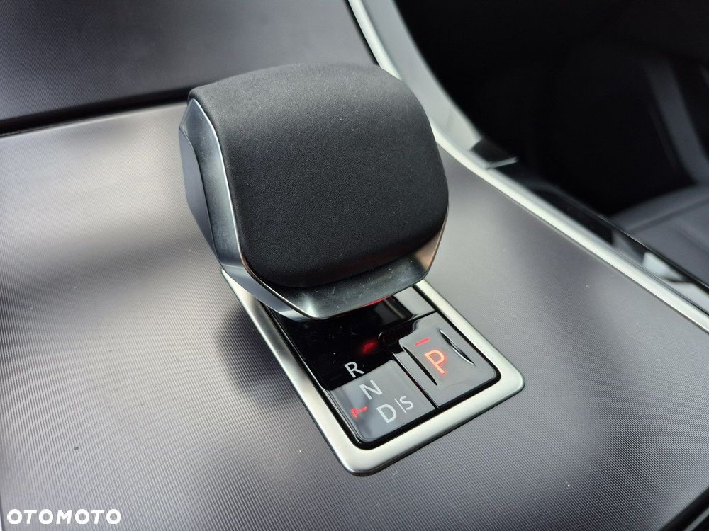 Land Rover Range Rover Velar - 29