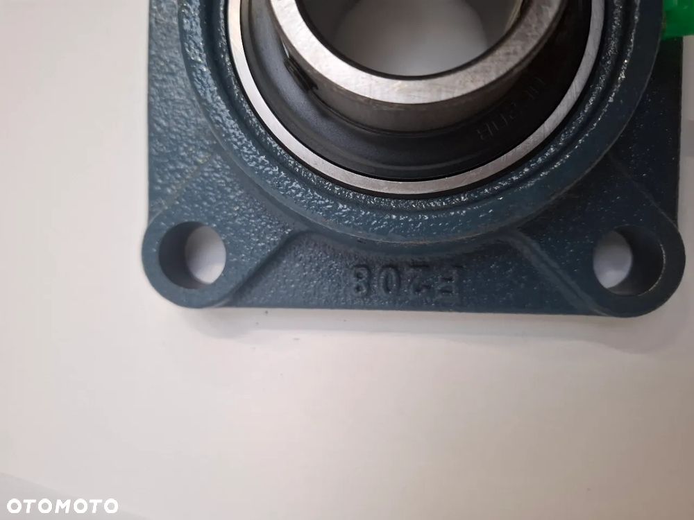 Łożysko Zespół Łożyskowy UCF 208 Komplet - 2