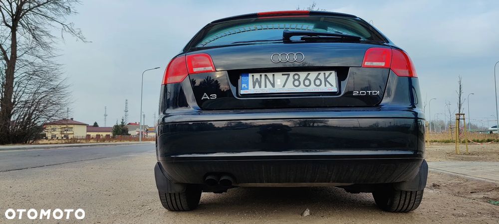 Audi A3 Sportback 2.0 TDI Ambiente S tronic - 11