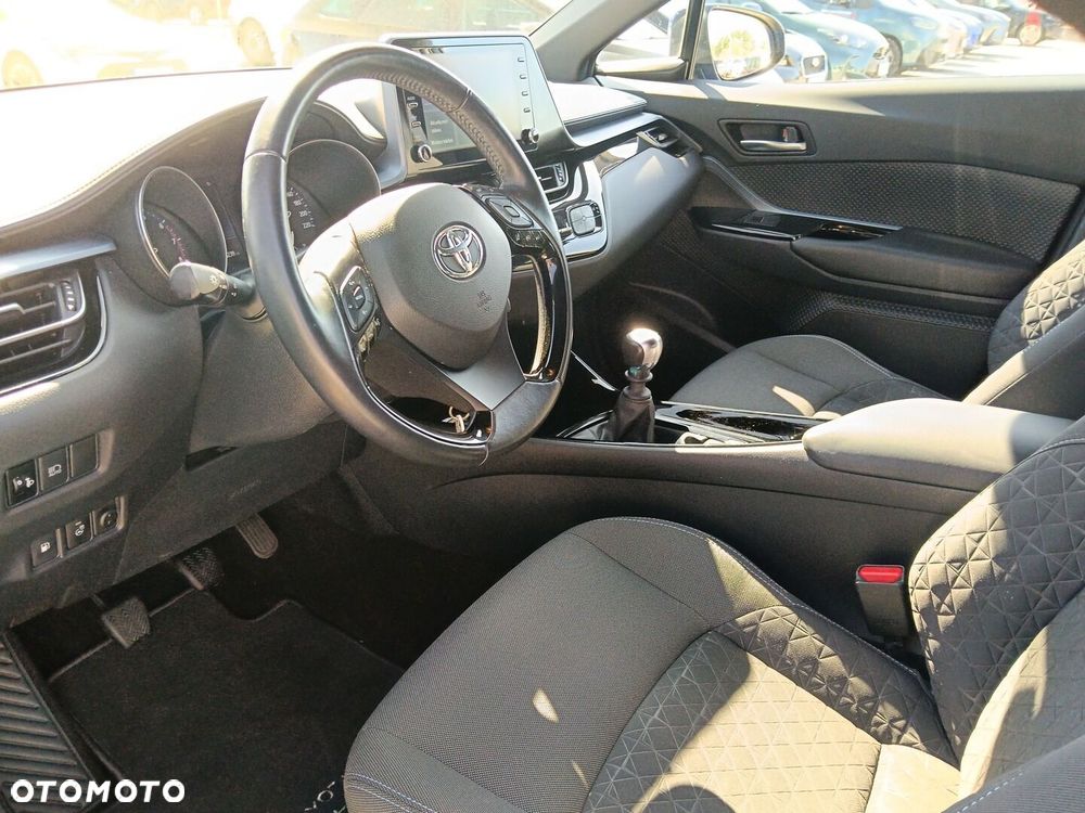 Toyota C-HR 1.2 T Style - 10