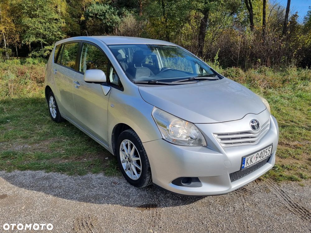 Toyota Verso - 8