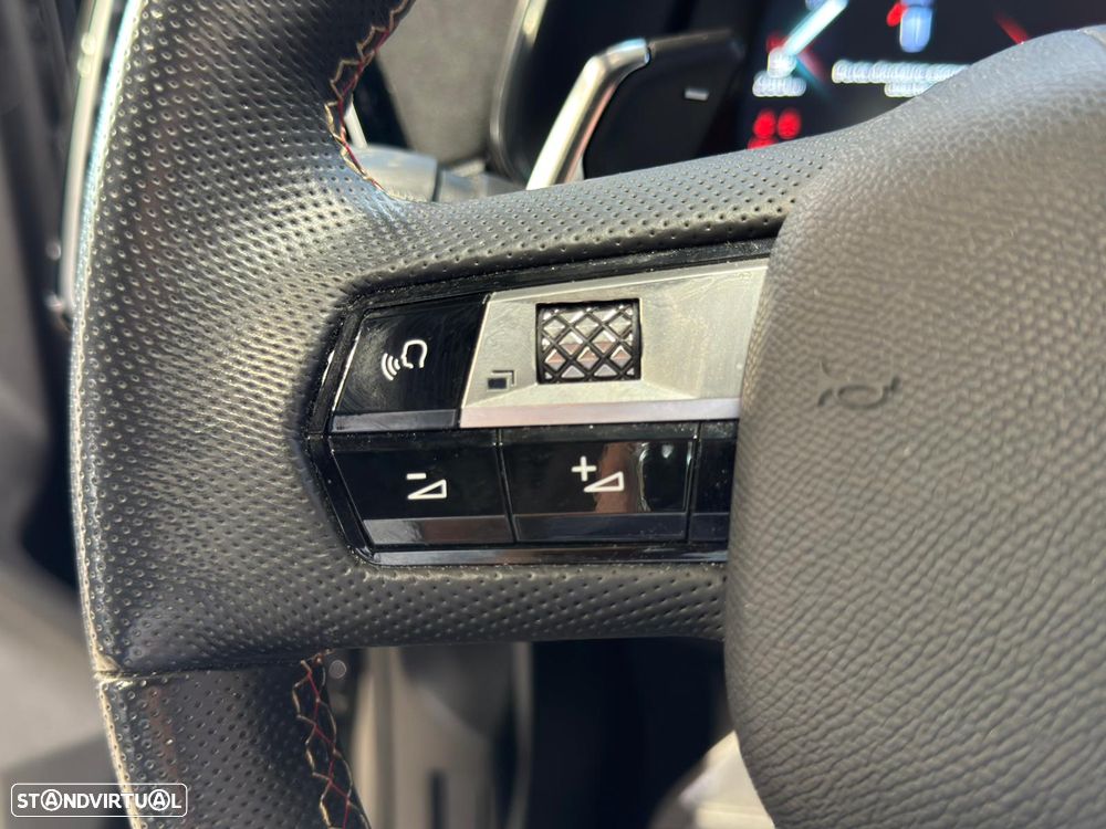 DS DS7 Crossback E-Tense Performance Line EAT8 - 19