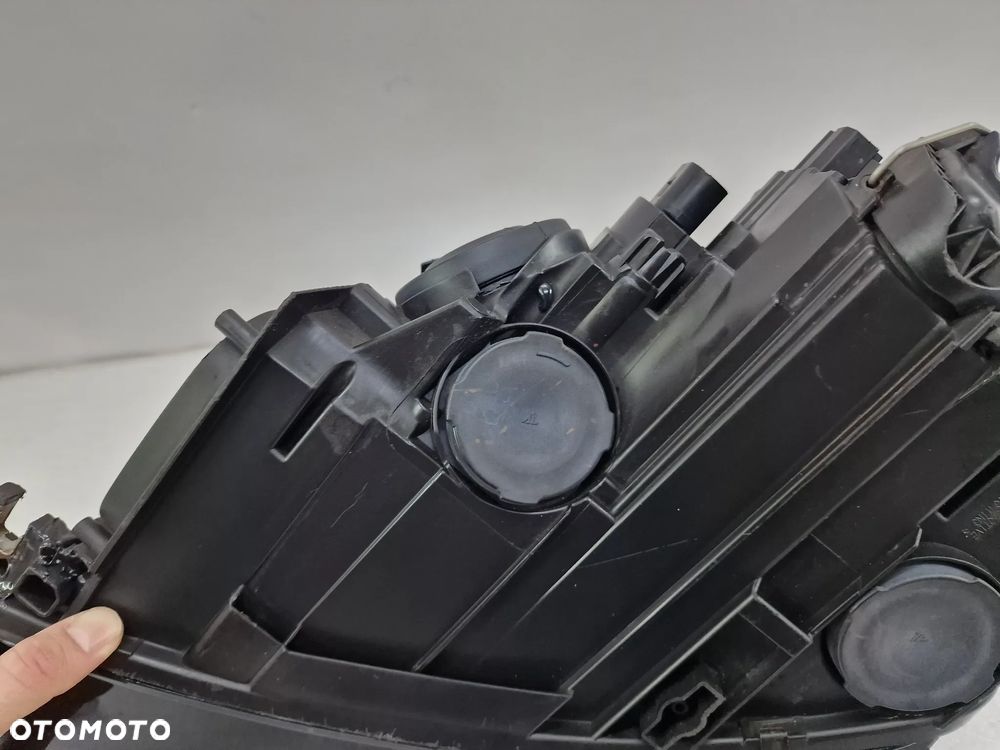 AUDI TT 8J0 PRAWA LAMPA PRZEDNIA PRZÓD XENON , NR 8J0941004D , NR AUKCJI LA520 - 15