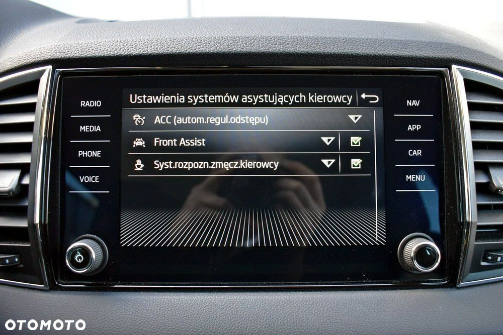 Skoda Karoq 2.0 TDI SCR 4x4 Style DSG - 22