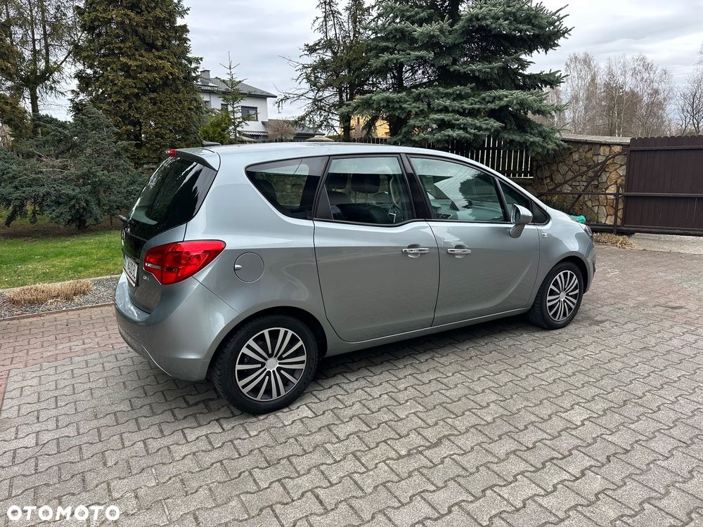 Opel Meriva 1.7 CDTI Automatik 150 Jahre - 9