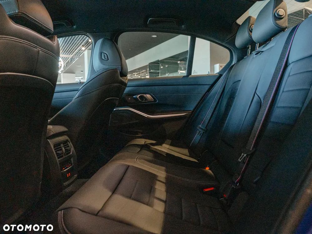 BMW Seria 3 M340d xDrive - 13
