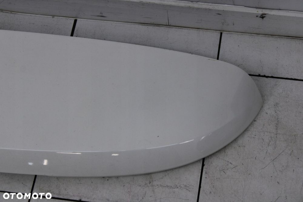 fiat 500l 12r- spoiler lotka klapy bagażnika - 4