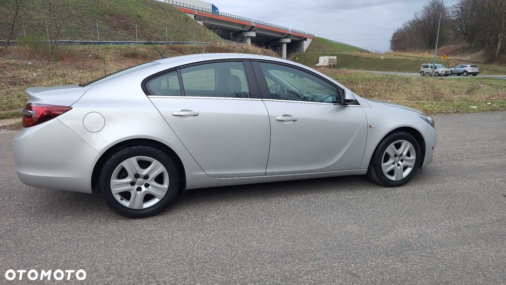 Opel Insignia - 4