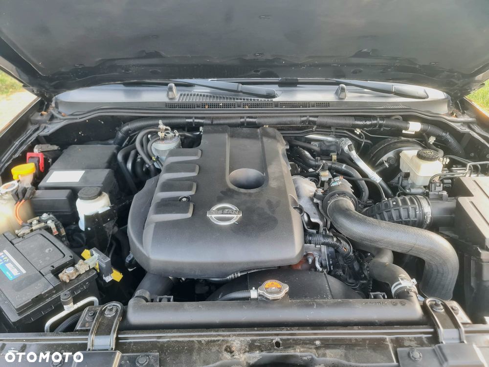 Nissan Pathfinder 2.5 dCi Platinum - 34