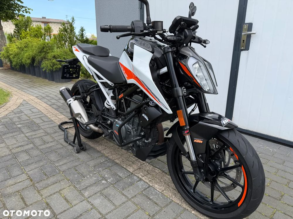 KTM Duke 390 - 23