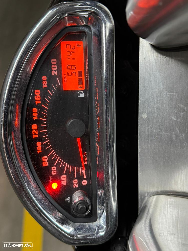Suzuki Intruder VZ800/M50 - 5