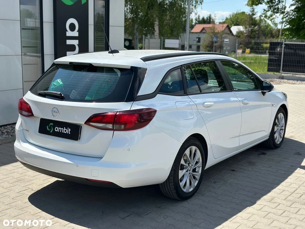 Opel Astra - 8