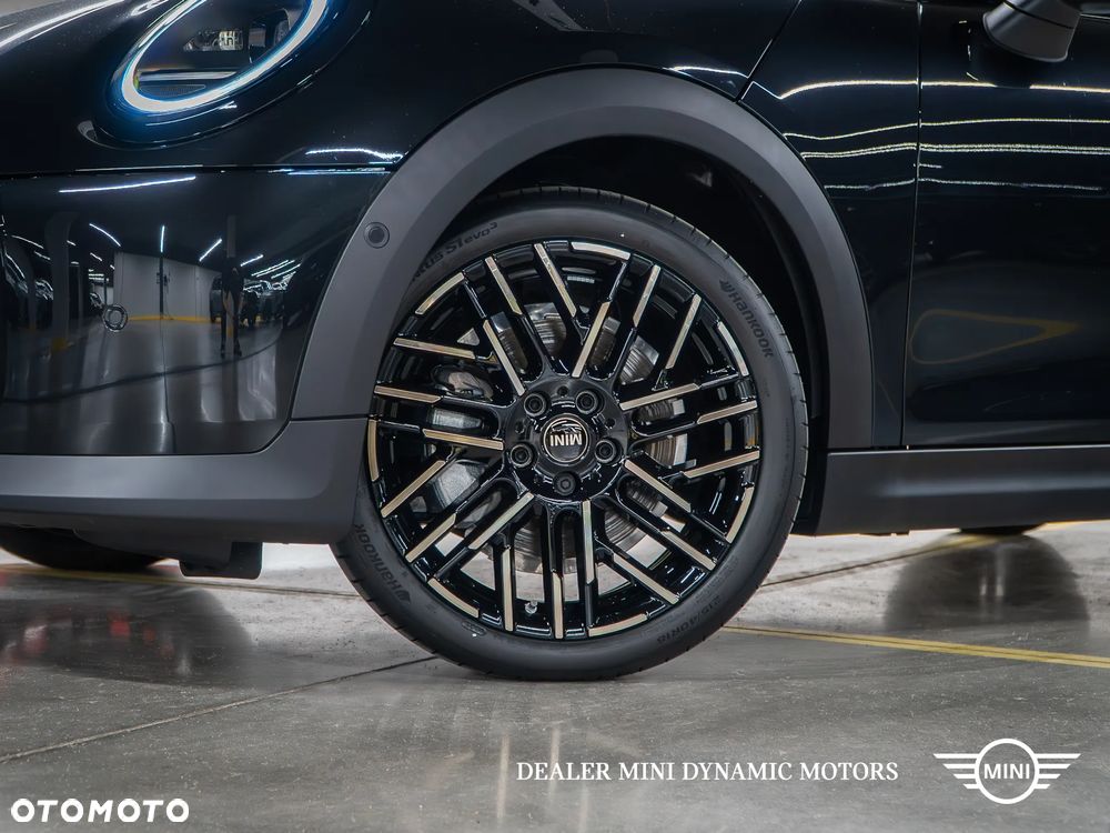 MINI Cooper S Favoured Trim - 9