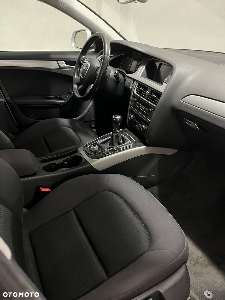 Audi A4 Limousine 2.0 TFSI Ambiente - 8
