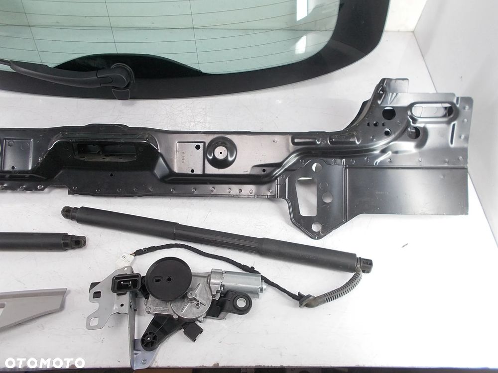 TYLNY PAS BMW 3 F31 SIŁOWNIK OSŁONA KLAPY SILNICZEK WYCIERACZEK - 3