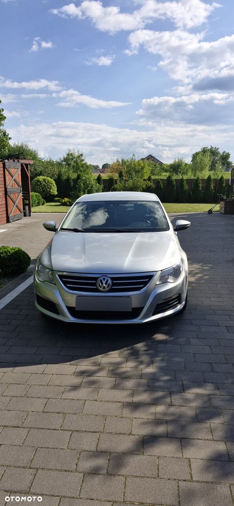 Volkswagen Passat 2.0 TDI Comfortline DSG - 1