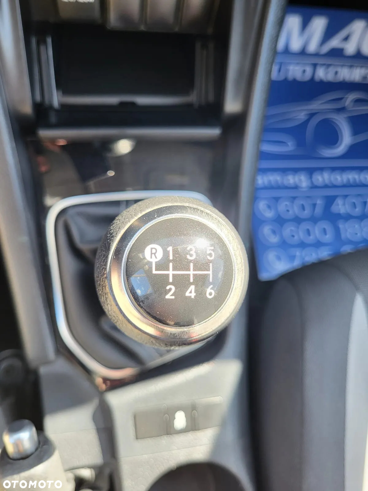 Toyota Auris - 24