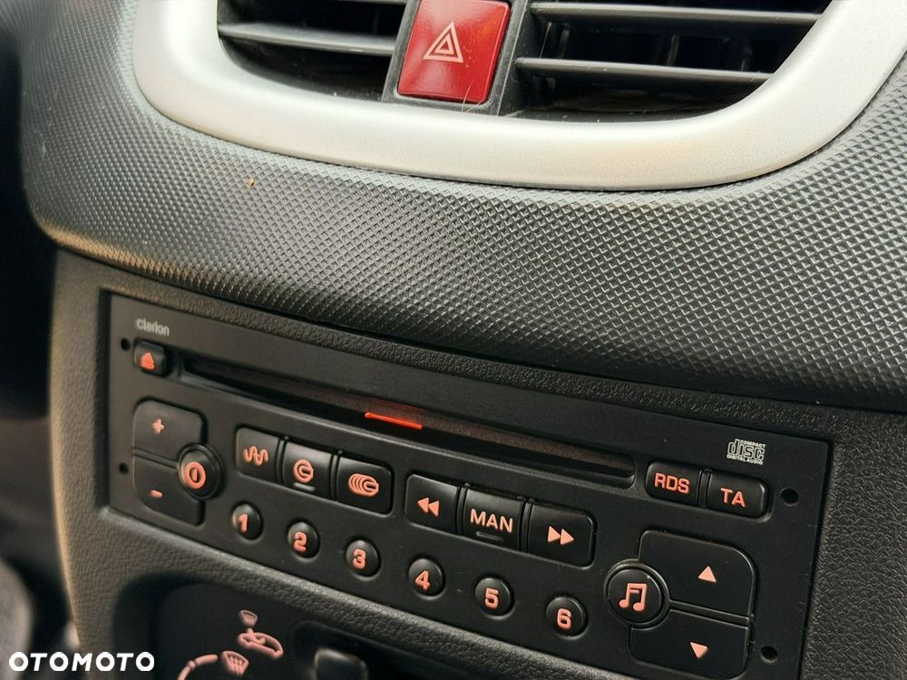 Peugeot 206 plus - 17