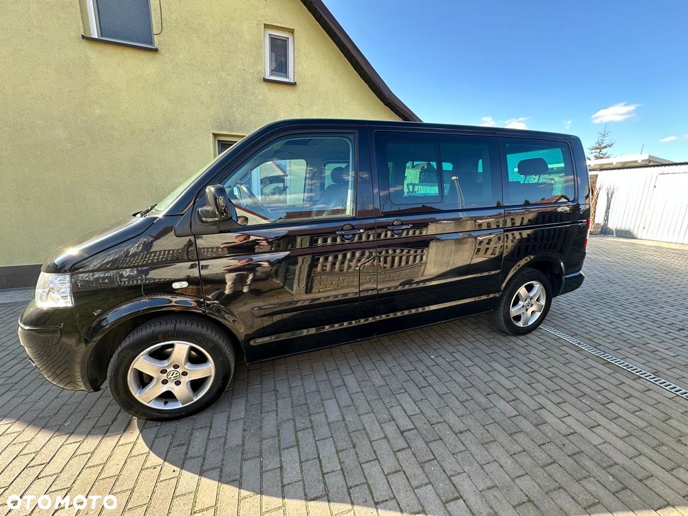 Volkswagen Multivan - 4