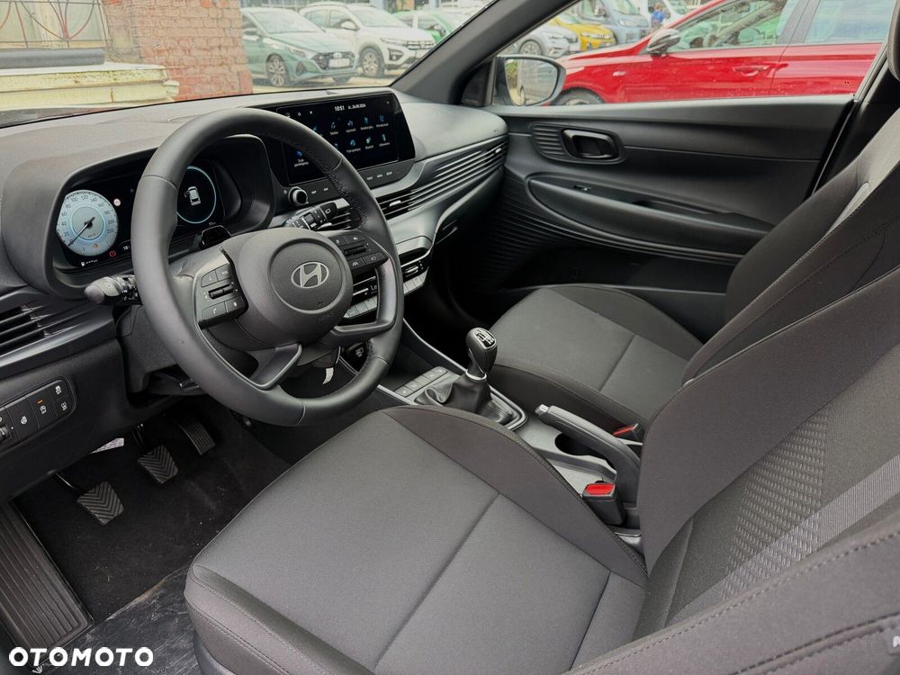 Hyundai i20 - 12