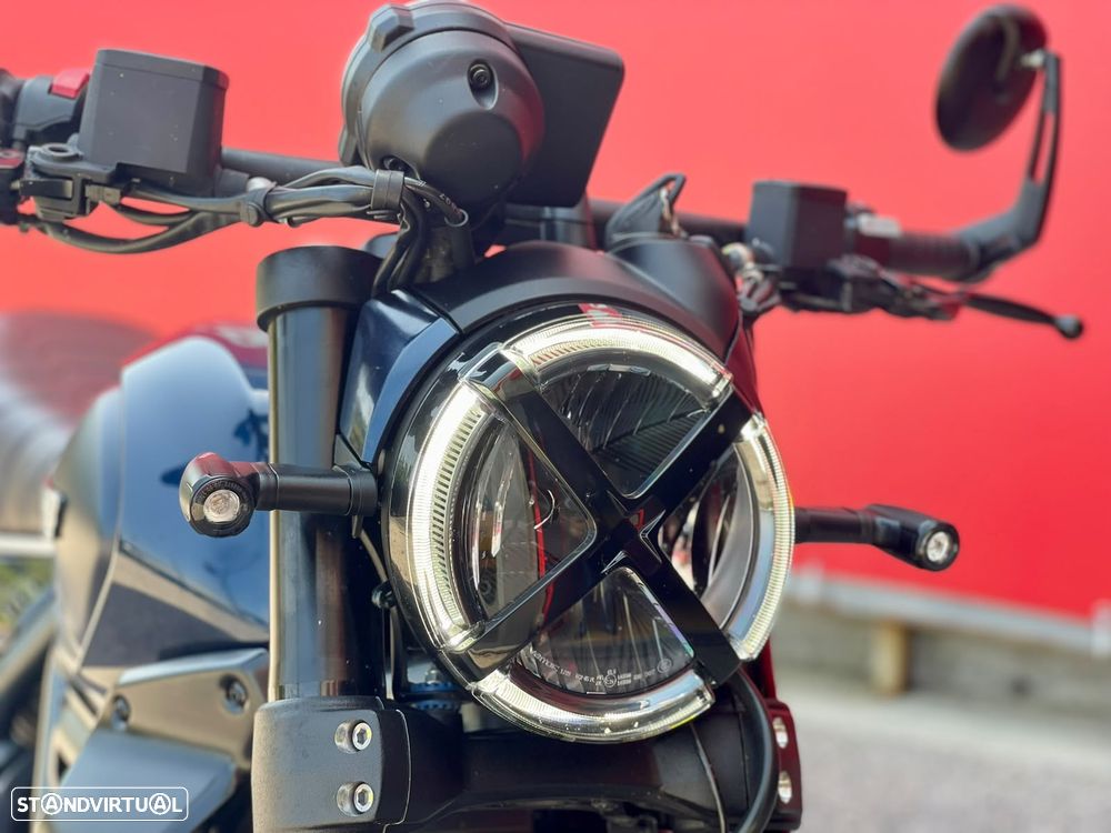 Ducati Scrambler NIGHTSHIFT - 4