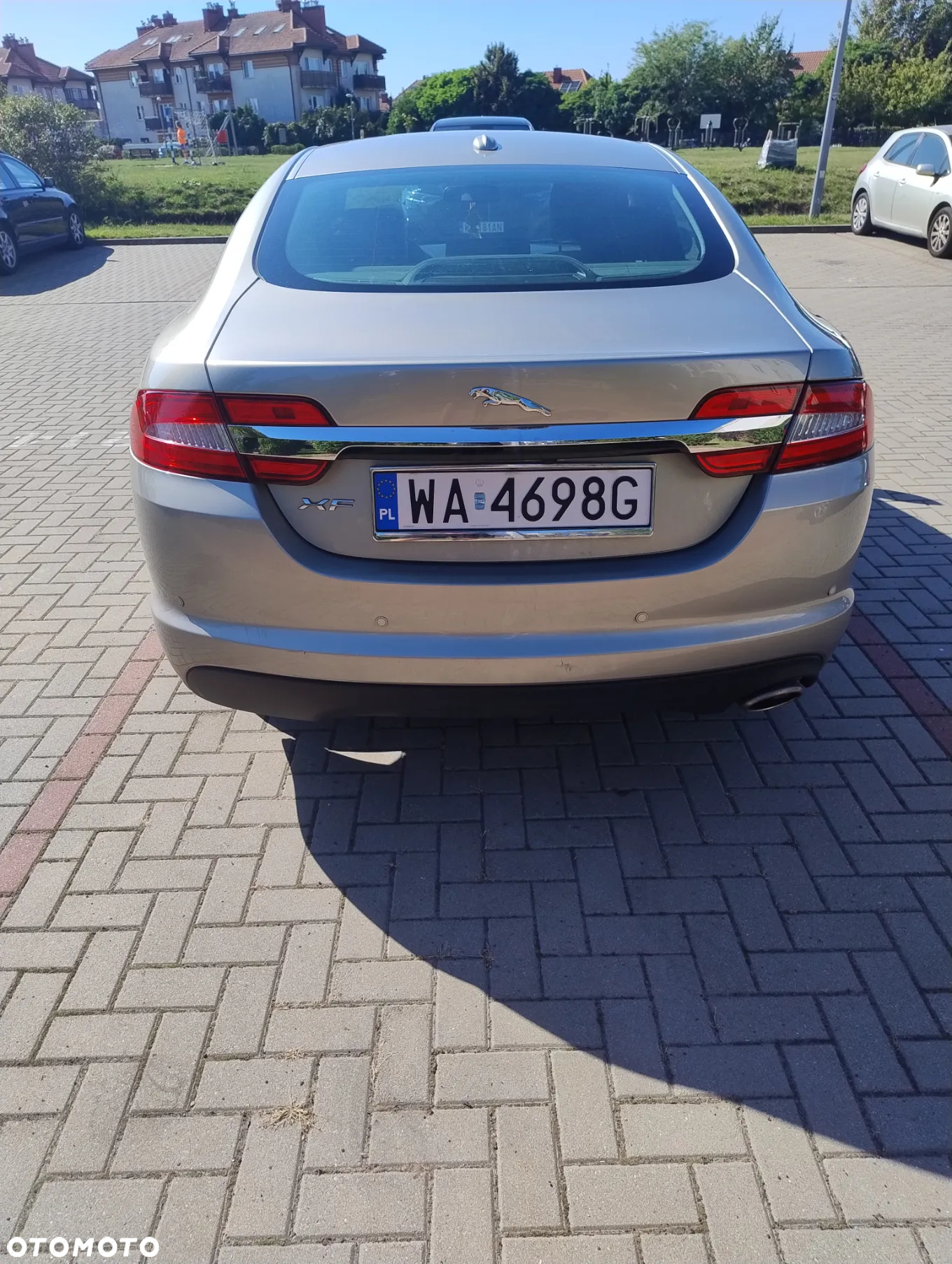 Jaguar XF 2.2 D Luxury - 2