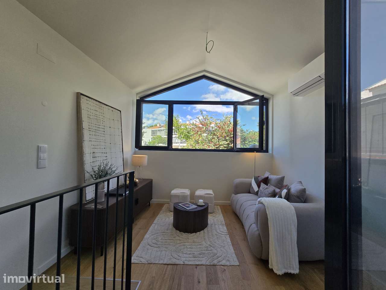 Jardim Emídia — T1 Duplex · 5
