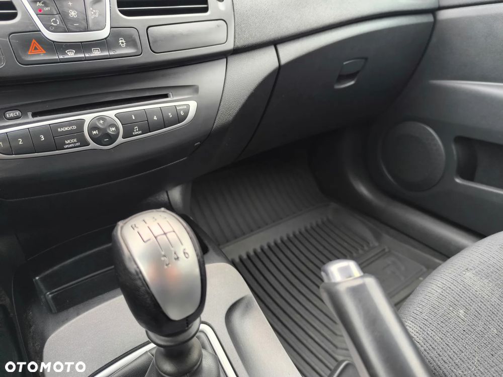 Renault Laguna 1.5 dCi Authentique - 17