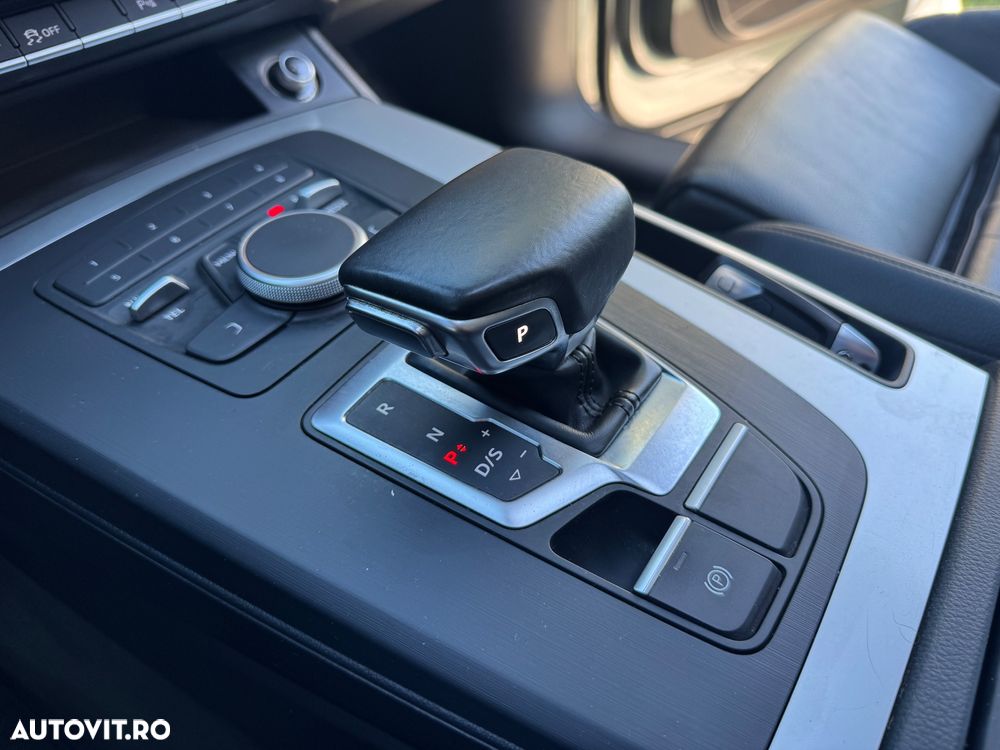 Audi Q5 2.0 TDI Quattro S tronic - 11