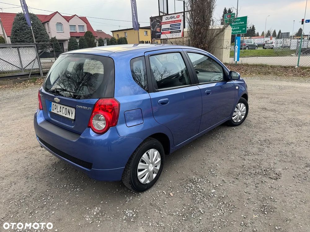 Chevrolet Aveo - 11