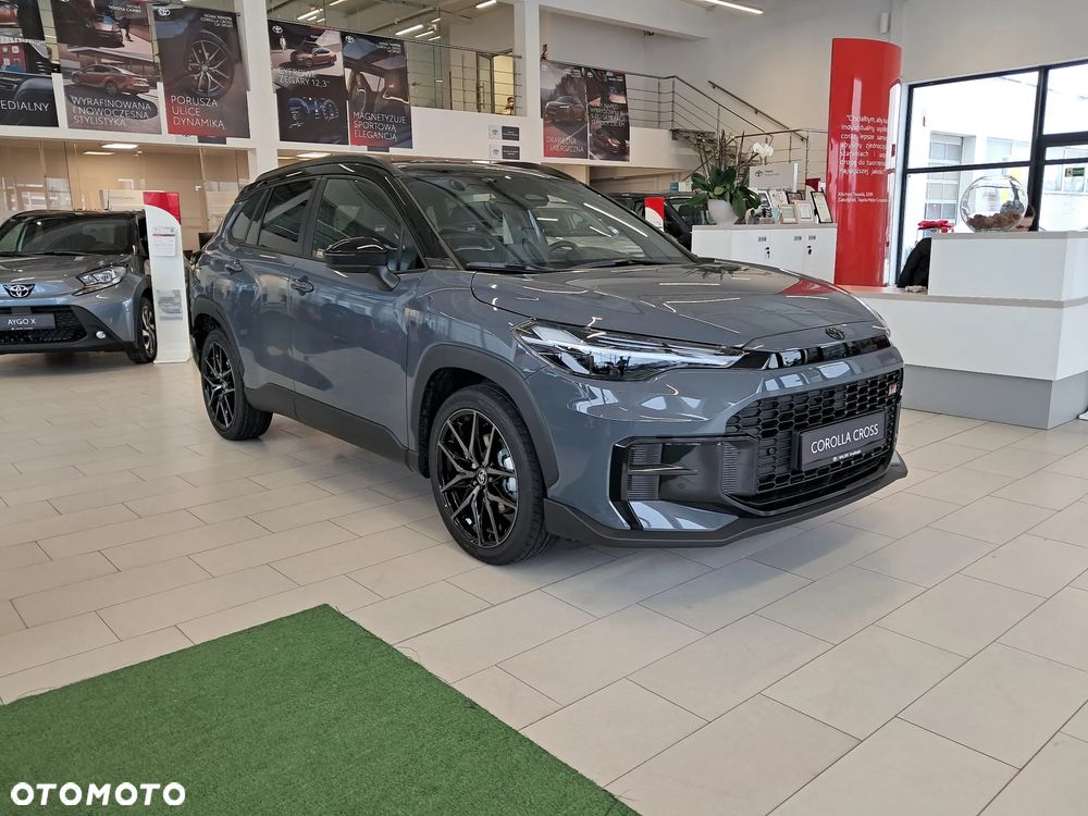 Toyota Corolla Cross 2.0 Hybrid GR Sport - 7