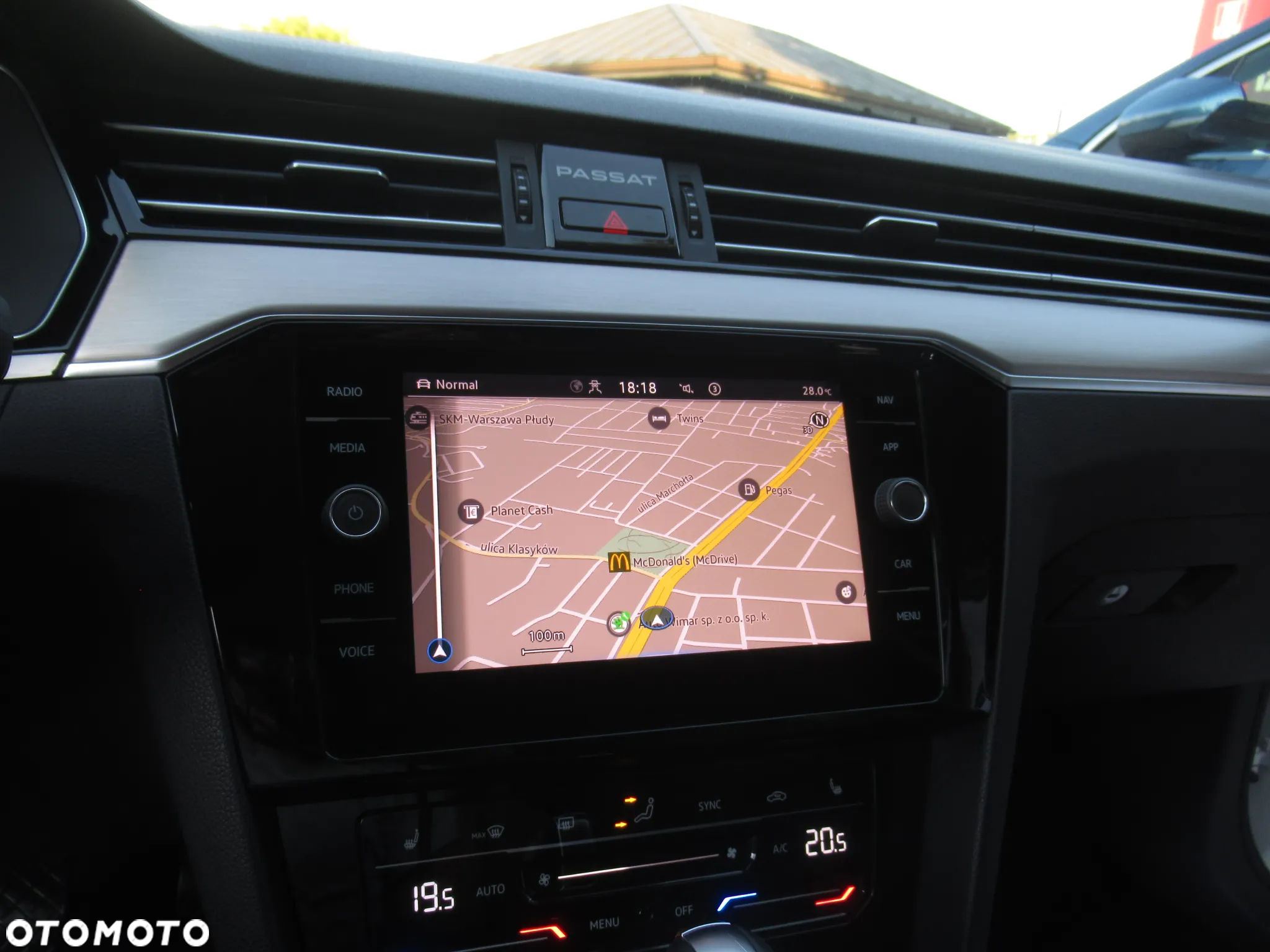 Volkswagen Passat 2.0 TDI EVO Elegance DSG - 19