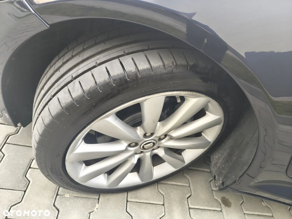 Jaguar XF 3.0 V6 D Luxury - 21