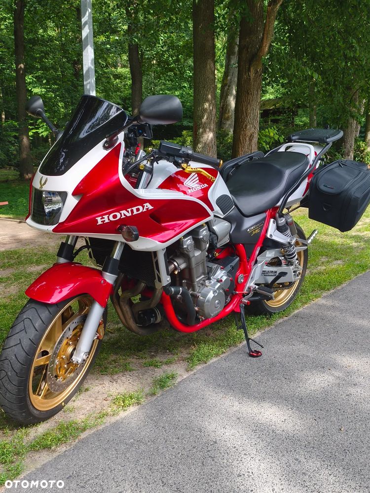 Honda CB - 3