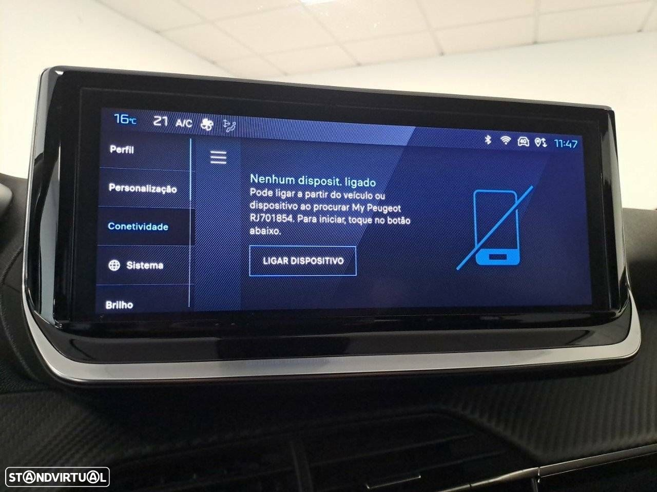 Peugeot 2008 1.2 PureTech Allure EAT8 - 20