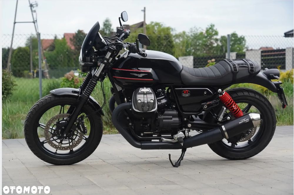 Moto Guzzi V7 - 2