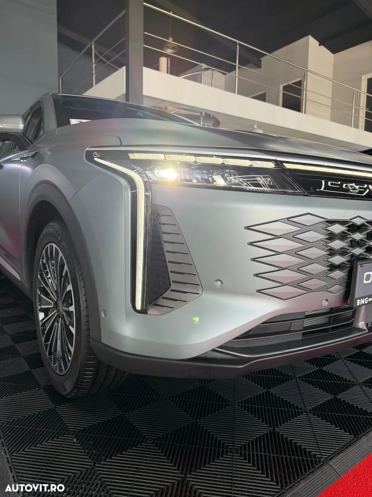 Omoda 9 1.5 TGDI 3DHT PHEV Exclusive - 4