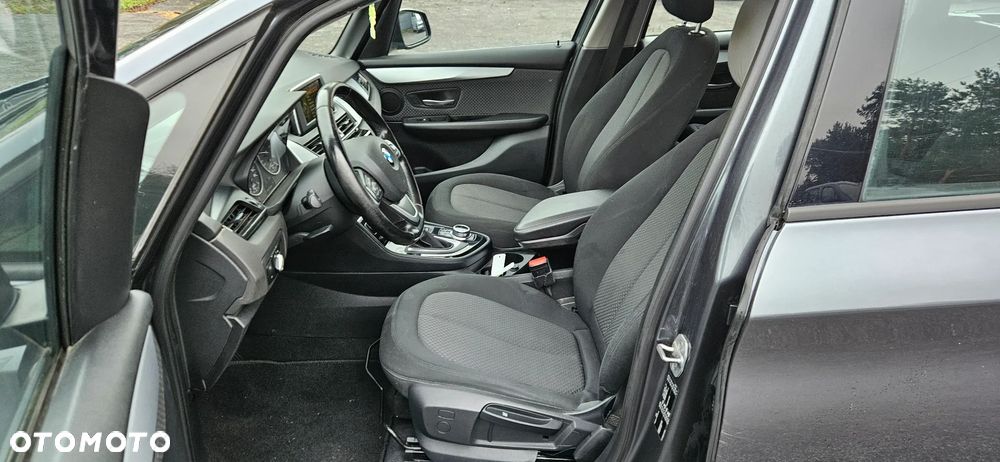 BMW Seria 2 216d Advantage - 10