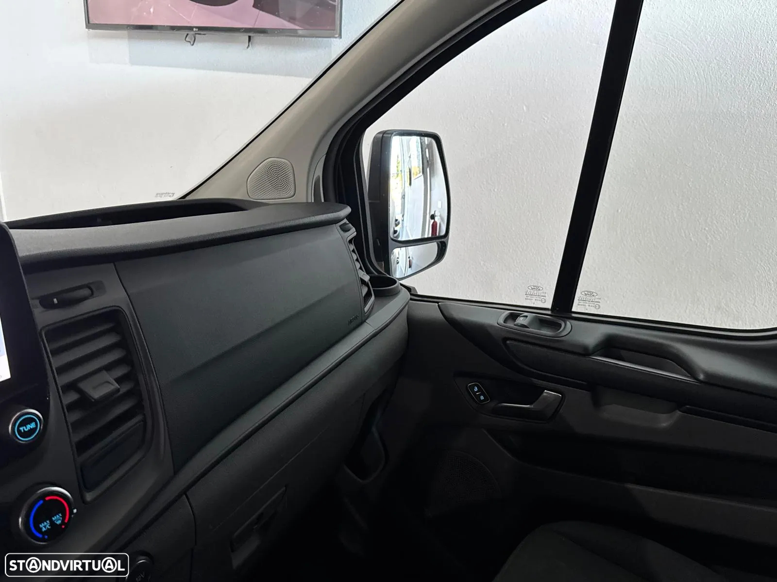 Ford Transit Custom - 22