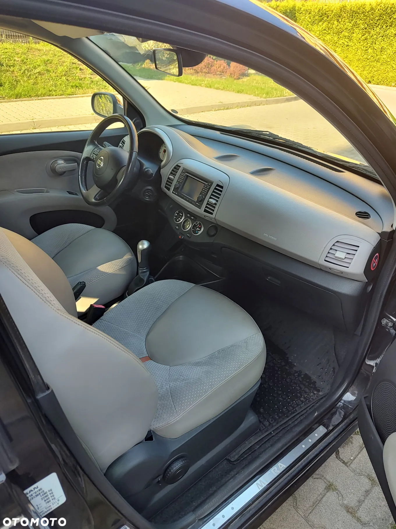 Nissan Micra 1.6 Active Luxury - 10