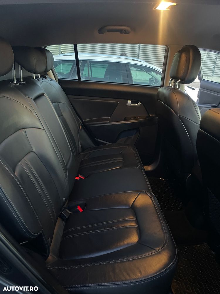 Kia Sportage 2.0 CRDI 184 4WD Spirit - 12